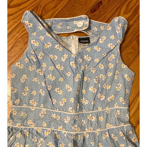 **SOLD** Retrolicious Pastel Blue Daisy Print Retro Style Dress - Picture 2 of 5